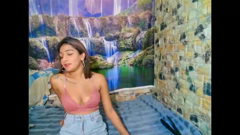 Snapshot of cherryindian4u69 chatting on 8, 10, 2025 leah online show from 8, 10, 2025