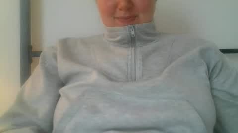 Snapshot of cherryjune chatting on 30, 4, 2026 CherryJune online show from 30, 4, 2026