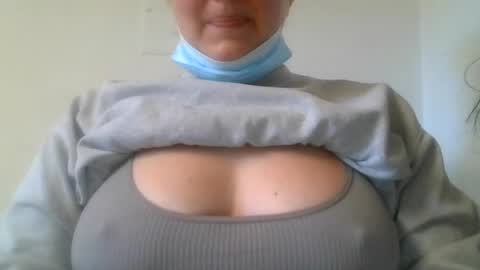 Snapshot of cherryjune chatting on 1, 7, 2026 CherryJune online show from 1, 7, 2026