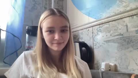Snapshot of cherryleija chatting on 25, 6, 2026 Lei online show from 25, 6, 2026