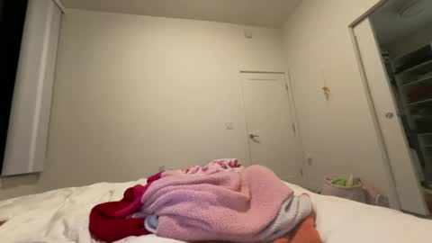 Snapshot of cherrylove444 chatting on 9, 8, 2026 cherrylove444 online show from 9, 8, 2026