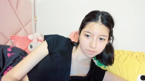 Snapshot of cherrymafer666 chatting on 17, 12, 2024 cherrycute666 online show from 17, 12, 2024