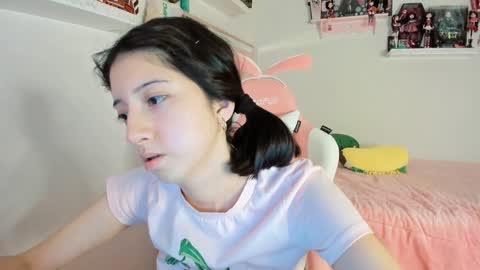 Snapshot of cherrymafer666 chatting on 27, 12, 2024 cherrycute666 online show from 27, 12, 2024