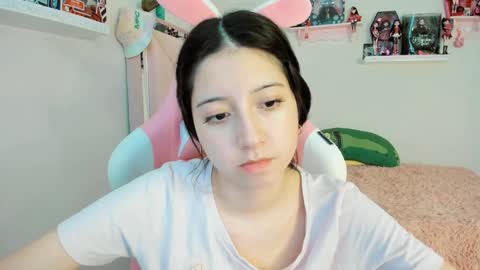 Snapshot of cherrymafer666 chatting on 10, 1, 2025 cherrycute666 online show from 10, 1, 2025