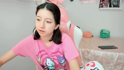 Snapshot of cherrymafer666 chatting on 28, 1, 2025 cherrycute666 online show from 28, 1, 2025