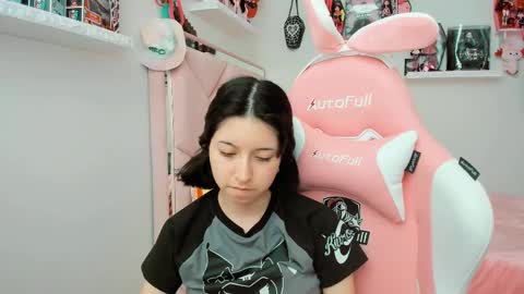 Snapshot of cherrymafer666 chatting on 28, 2, 2025 cherrycute666 online show from 28, 2, 2025