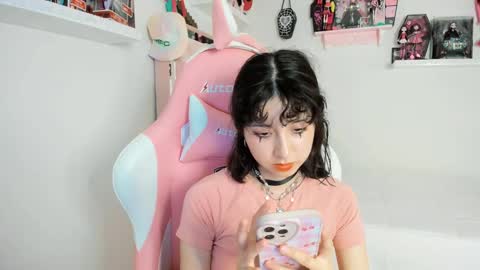 Snapshot of cherrymafer666 chatting on 6, 3, 2025 cherrycute666 online show from 6, 3, 2025
