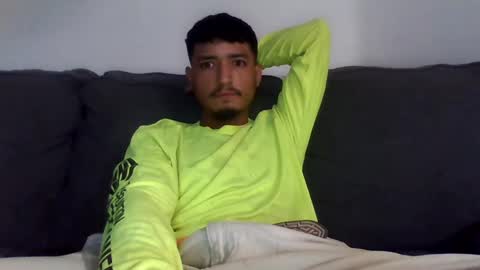 Snapshot of cherryxoxo99 chatting on 11, 9, 2025 Cherryxoxo99  online show from 11, 9, 2025