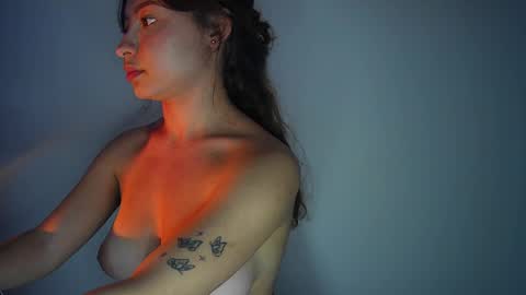 Snapshot of cherryy_blossoomm chatting on 5, 2, 2025 SARITA 3 online show from 5, 2, 2025