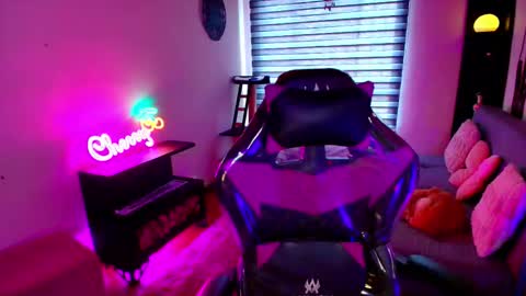 Snapshot of cherryy_bombshelll chatting on 18, 3, 2026 cherry online show from 18, 3, 2026