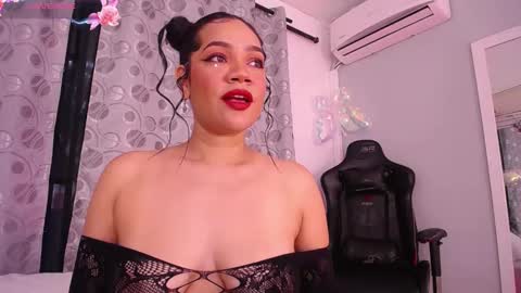 cherylfoster_ online show from 5, 3, 2025