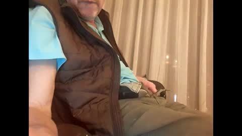 Snapshot of chevy69 chatting on 28, 1, 2025 chevy69 online show from 28, 1, 2025