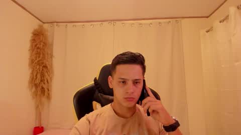 chicos_sexy online show from 17, 1, 2026