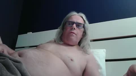 Snapshot of chiguitar chatting on 14, 2, 2026 chiguitar online show from 14, 2, 2026