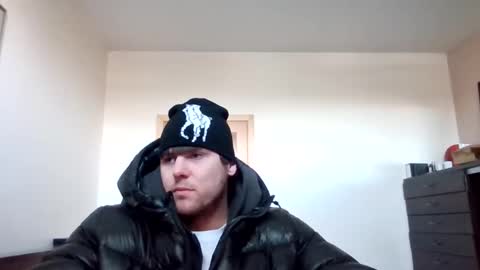 Snapshot of chiller832590 chatting on 19, 1, 2026 chiller832590 online show from 19, 1, 2026