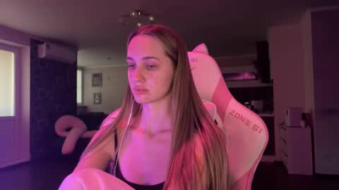 Snapshot of chillgoddess chatting on 10, 9, 2025 Goddess Vika - owner of all ur money online show from 10, 9, 2025