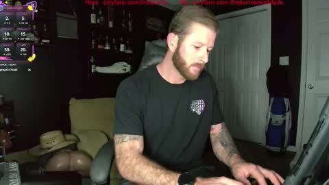 Snapshot of chillinthemosttt chatting on 21, 11, 2025 Chillinthemosttt online show from 21, 11, 2025