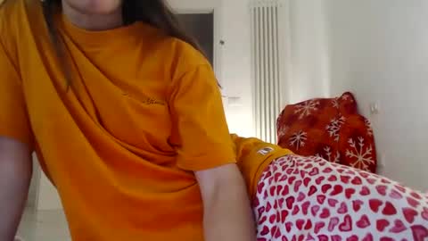 Snapshot of chillwithcamii chatting on 9, 2, 2025 yoursensualparadise online show from 9, 2, 2025