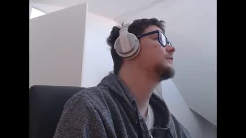 chillzonecam online show from 14, 9, 2025