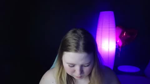 Snapshot of chimberwol chatting on 28, 2, 2025 Chim-Chim online show from 28, 2, 2025