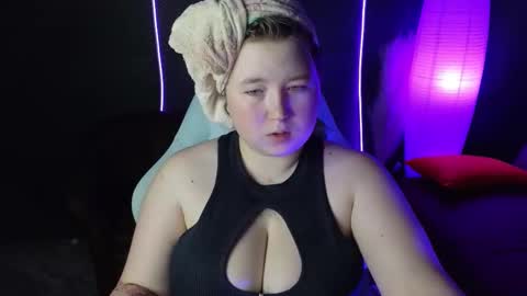 Snapshot of chimberwol chatting on 2, 10, 2025 Chim-Chim online show from 2, 10, 2025