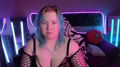 Snapshot of chimberwol chatting on 12, 11, 2025 Chim-Chim online show from 12, 11, 2025