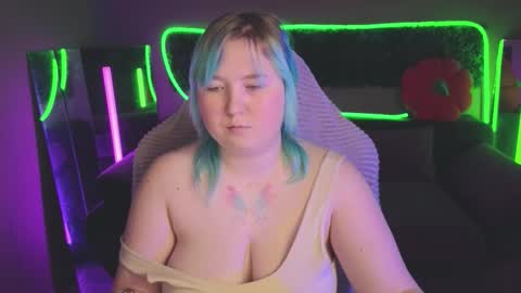 Snapshot of chimberwol chatting on 26, 11, 2025 Chim-Chim online show from 26, 11, 2025