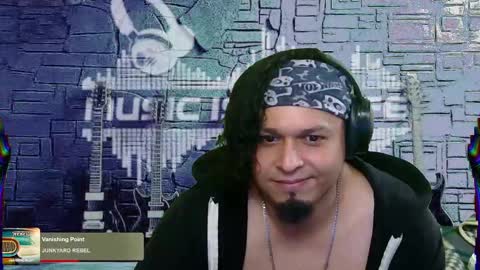 Enrique online show from 2, 3, 2025