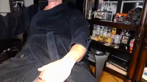 Snapshot of chiphoneman chatting on 12, 3, 2026 chiphoneman online show from 12, 3, 2026