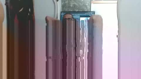 Snapshot of chitwnhustler chatting on 31, 12, 2024 SpunHung online show from 31, 12, 2024