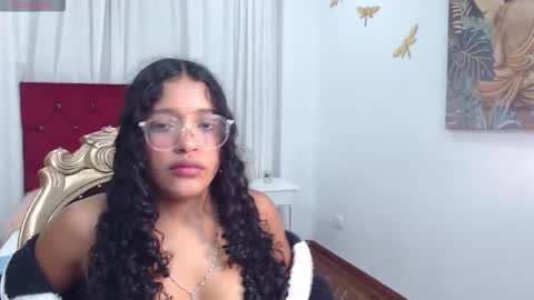 Snapshot of chleo_wild chatting on 6, 11, 2025 chleo_wild online show from 6, 11, 2025