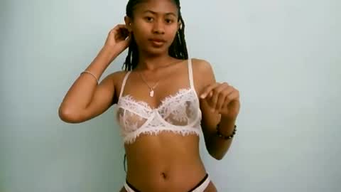 Snapshot of chloe9794 chatting on 27, 7, 2026 chloe9794 online show from 27, 7, 2026