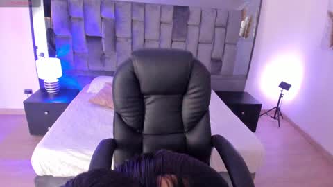 Snapshot of chloe__evans_ chatting on 2, 3, 2025 Chloe online show from 2, 3, 2025