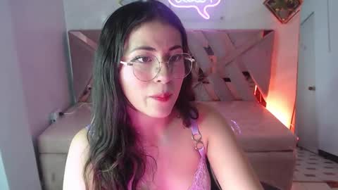 Hi Stream 1500 to 2100 online show from 8, 10, 2025