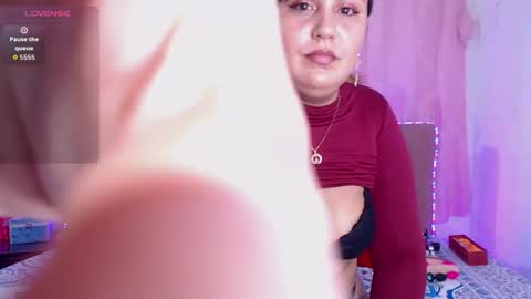 Chloe online show from 1, 10, 2025