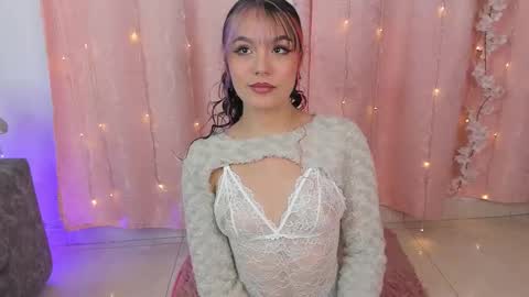 Chloe  online show from 5, 12, 2025