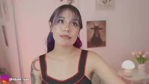 Snapshot of chloe_evans12 chatting on 30, 5, 2026 Chloe online show from 30, 5, 2026