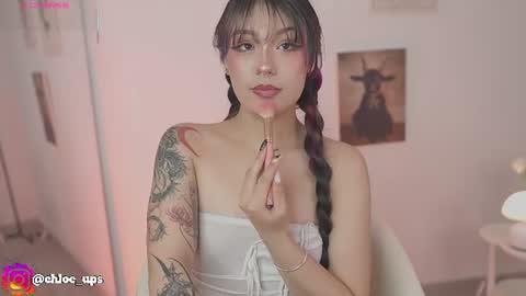 Snapshot of chloe_evans12 chatting on 7, 7, 2026 Chloe online show from 7, 7, 2026