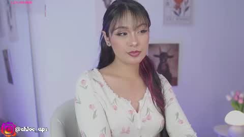 Snapshot of chloe_evans12 chatting on 19, 7, 2026 Chloe online show from 19, 7, 2026