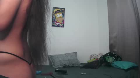 Snapshot of chloe_hotx chatting on 4, 2, 2025 Chloe and Danna online show from 4, 2, 2025
