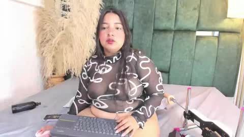 Chloe online show from 7, 2, 2026