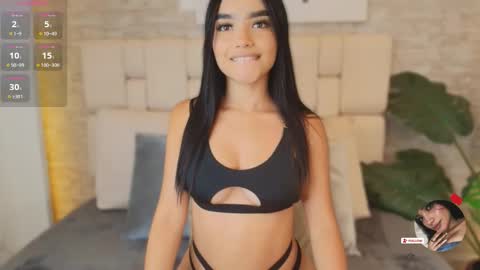Snapshot of chloe_morgans chatting on 12, 3, 2025 chloe online show from 12, 3, 2025