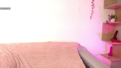 Snapshot of chloe_peach_ chatting on 19, 5, 2026 chloe_peach_ online show from 19, 5, 2026