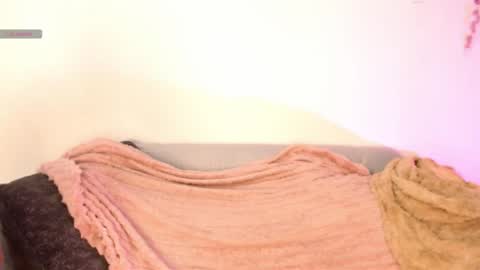 Snapshot of chloe_peach_ chatting on 24, 5, 2026 chloe_peach_ online show from 24, 5, 2026