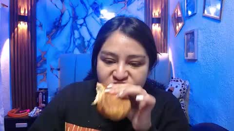 chloe_smith5 online show from 23, 2, 2026