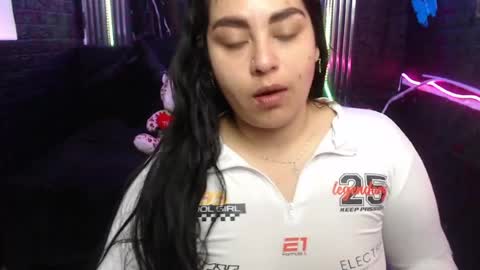 chloe_smith5 online show from 14, 4, 2026