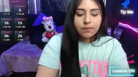 Snapshot of chloe_smith5 chatting on 28, 7, 2026 chloe_smith5 online show from 28, 7, 2026