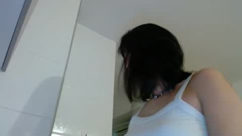 Snapshot of chloe_snoww chatting on 13, 9, 2025 cloes online show from 13, 9, 2025