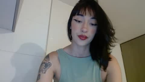 Snapshot of chloe_snoww chatting on 16, 9, 2025 cloes online show from 16, 9, 2025