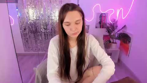 Snapshot of chloe_sunny chatting on 3, 7, 2026 Chloe online show from 3, 7, 2026